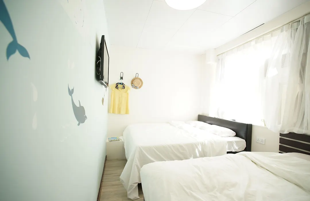 Alohas Hostel-1